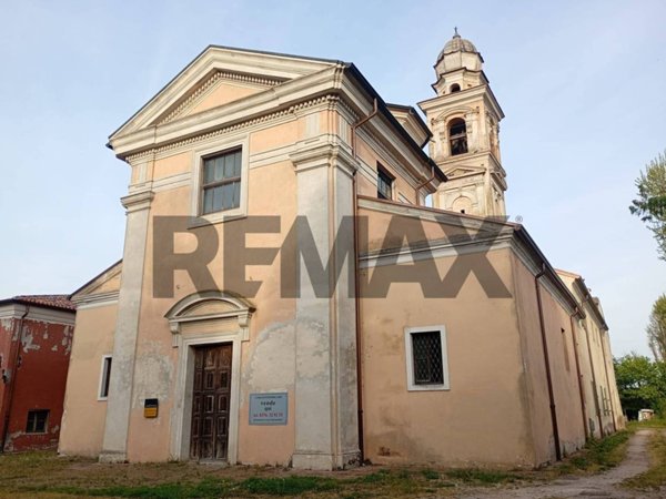negozio in vendita a Castel d'Ario in zona Susano