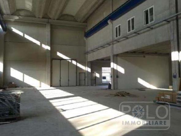 locale commerciale in vendita a Castel Goffredo
