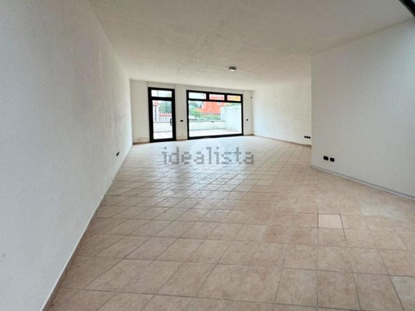 locale commerciale in vendita a Castel Goffredo