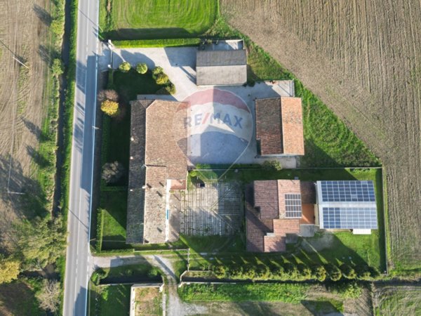casa indipendente in vendita a Castel Goffredo in zona Villa