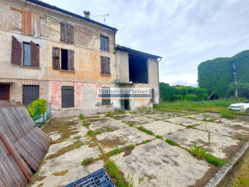 casale in vendita a Castel Goffredo