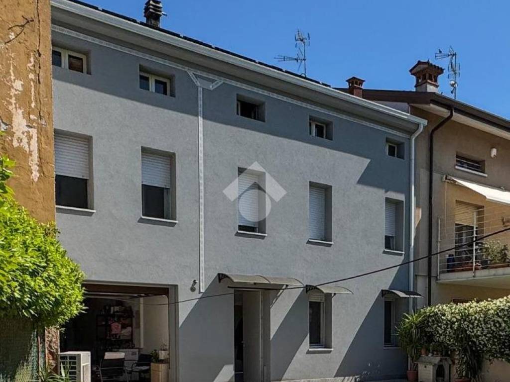 casa indipendente in vendita a Castel Goffredo