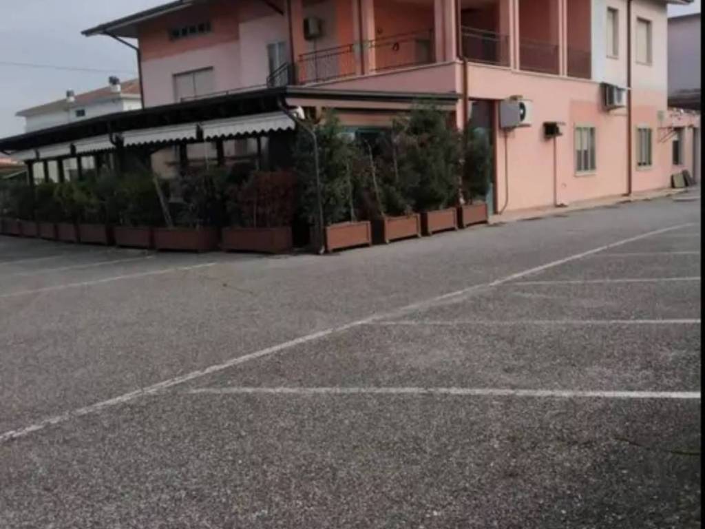 casa indipendente in vendita a Castel Goffredo in zona Villa