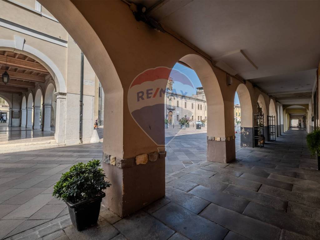 negozio in vendita a Castel Goffredo
