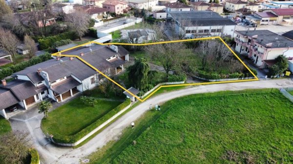 terreno edificabile in vendita a Castel Goffredo in zona Villa