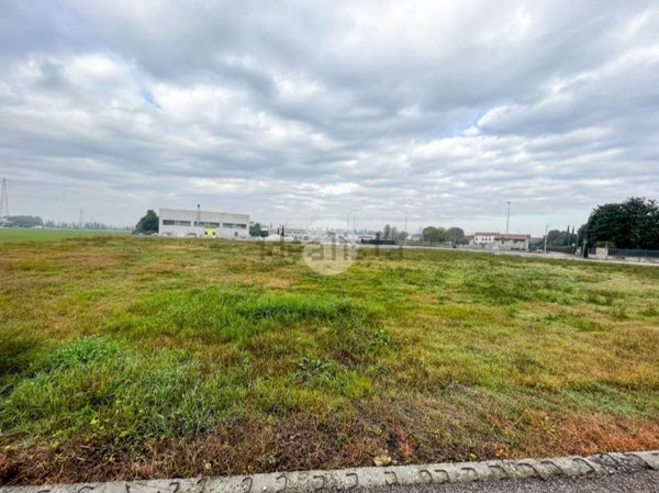 terreno edificabile in vendita a Castel Goffredo