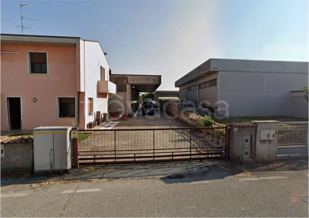 locale commerciale in vendita a Castel Goffredo