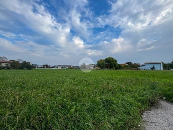 terreno edificabile in vendita a Castel Goffredo