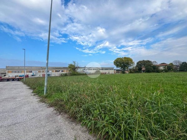 terreno edificabile in vendita a Castel Goffredo