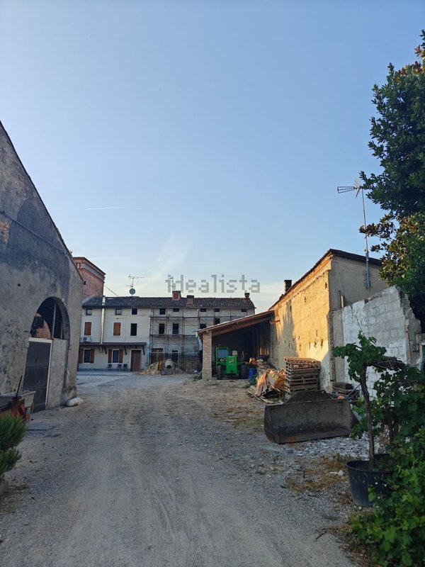 casa indipendente in vendita a Castel Goffredo