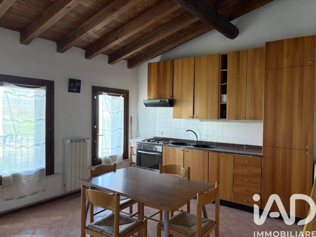 appartamento in vendita a Castel Goffredo in zona Casalpoglio