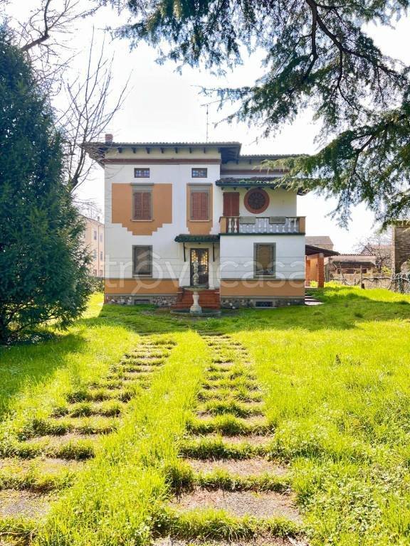 casa indipendente in vendita a Castel Goffredo in zona Villa
