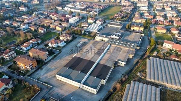 locale di sgombero in vendita a Castel Goffredo