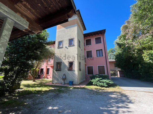 appartamento in vendita a Castel Goffredo in zona Perosso