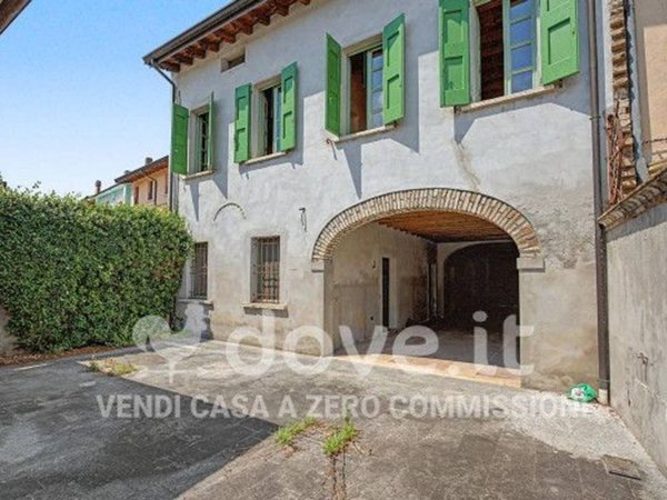 mansarda in vendita a Castel Goffredo in zona Romanini