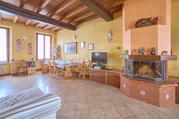 appartamento in vendita a Castel Goffredo in zona Rassica