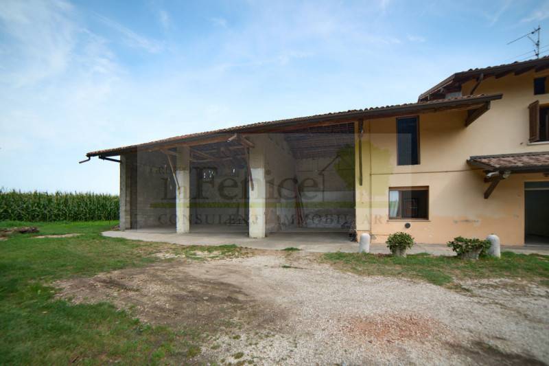 casa indipendente in vendita a Castel Goffredo