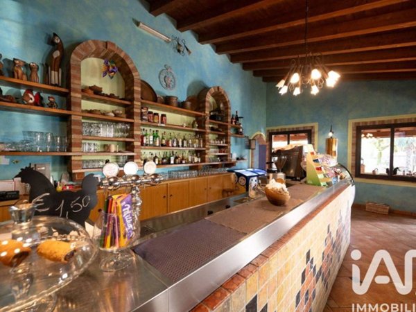 ufficio in vendita a Castel Goffredo in zona Villa