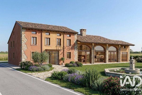 casa indipendente in vendita a Castel Goffredo in zona Villa