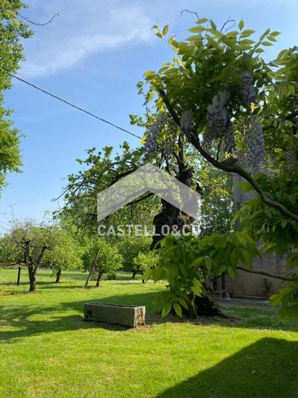 casa indipendente in vendita a Castellucchio