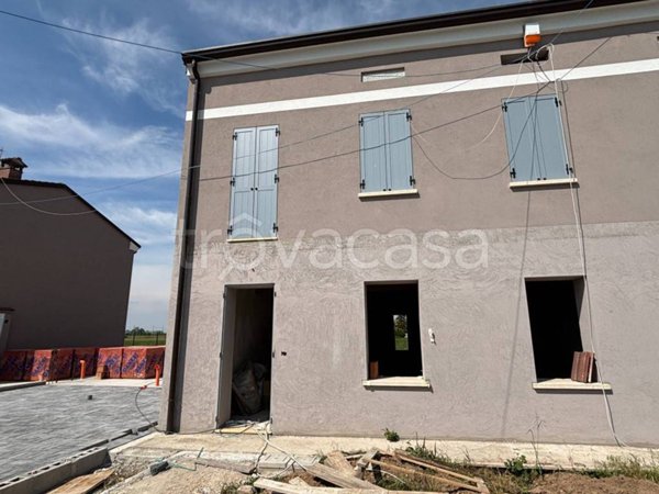 casa indipendente in vendita a Castellucchio in zona Gabbiana