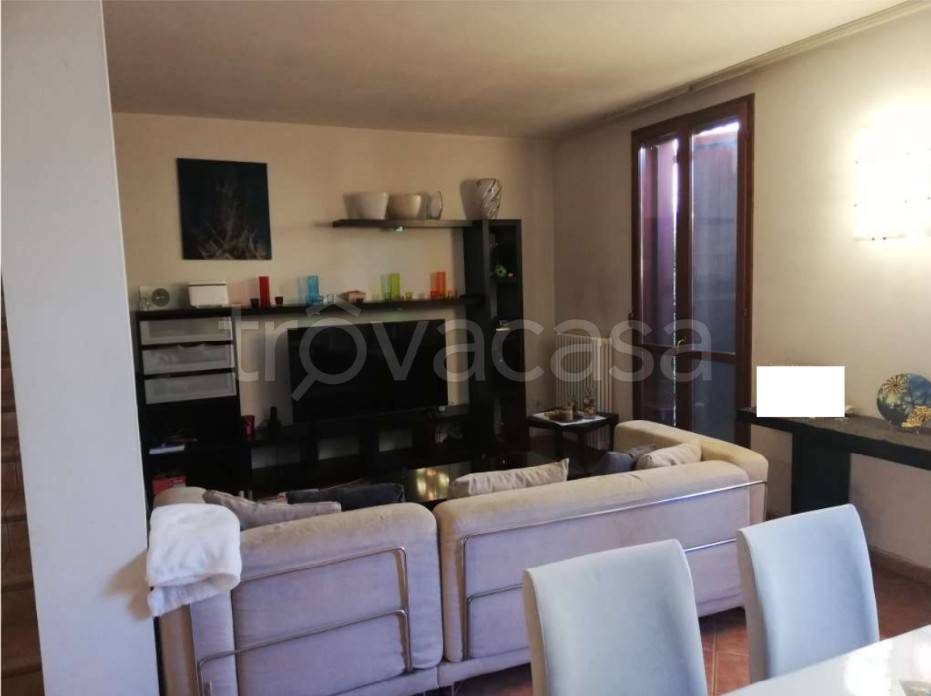 casa indipendente in vendita a Castellucchio