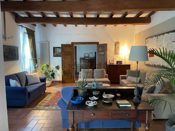 casale in vendita a Castellucchio