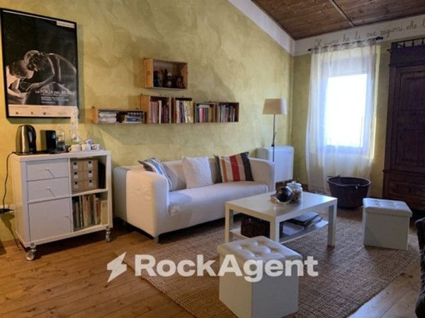 casa indipendente in vendita a Castellucchio in zona Gabbiana