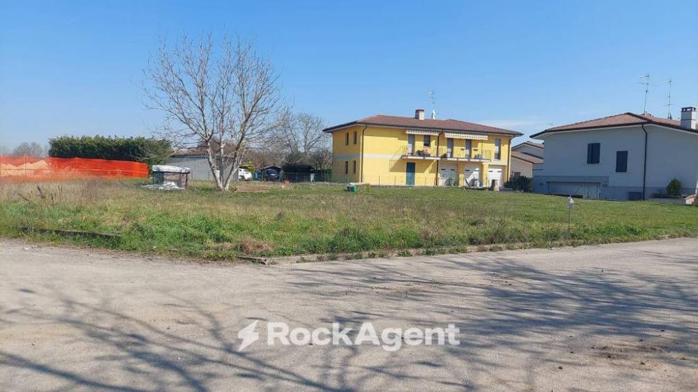 casa indipendente in vendita a Castellucchio