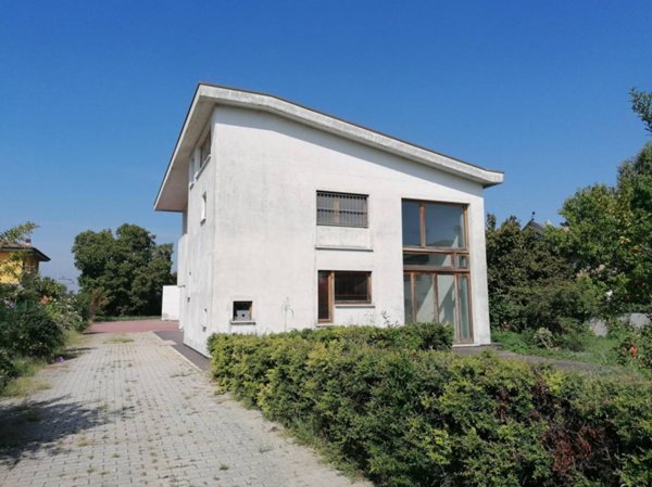 casa indipendente in vendita a Castellucchio in zona Gabbiana