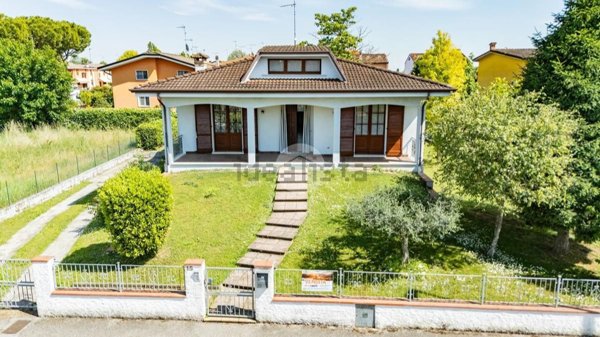 casa indipendente in vendita a Castellucchio