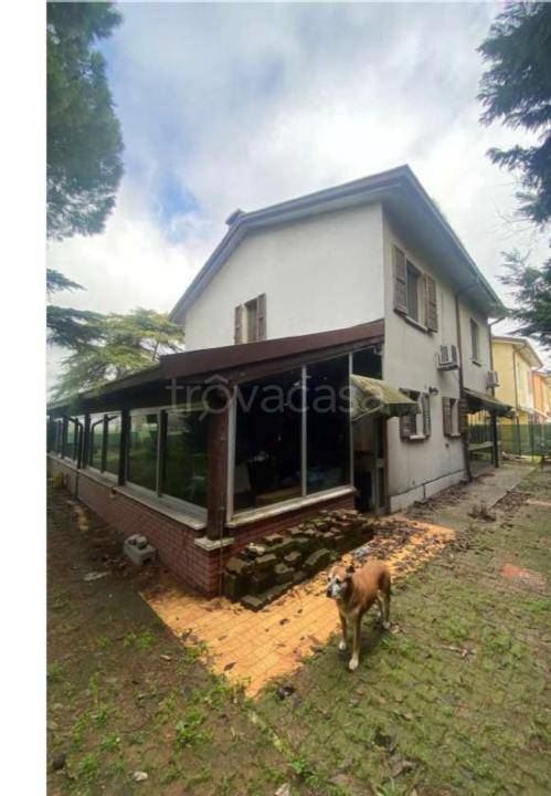 casa indipendente in vendita a Castellucchio in zona Sarginesco