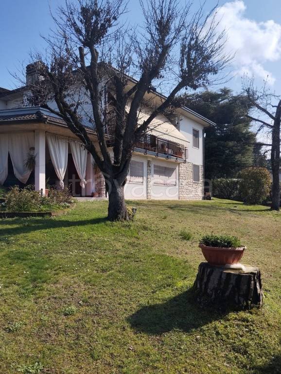 casa indipendente in vendita a Castiglione delle Stiviere