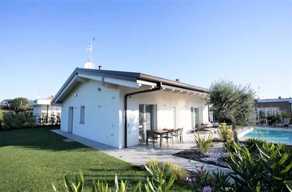casa indipendente in vendita a Castiglione delle Stiviere