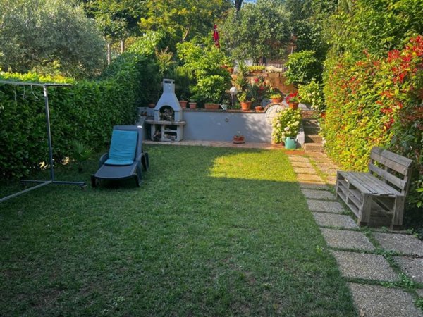 casa indipendente in vendita a Castiglione delle Stiviere