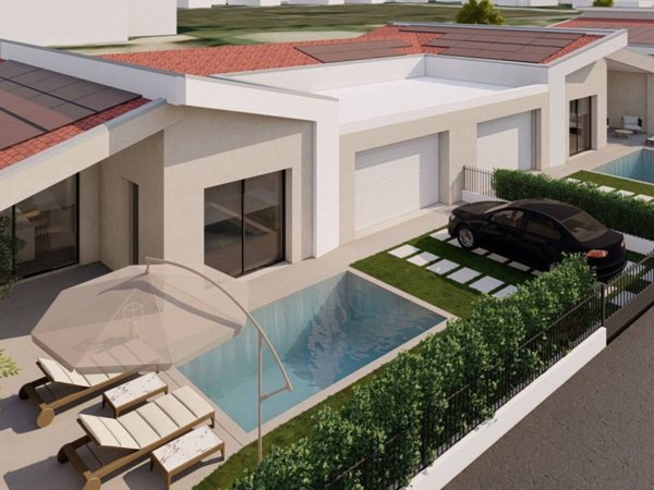 casa indipendente in vendita a Castiglione delle Stiviere