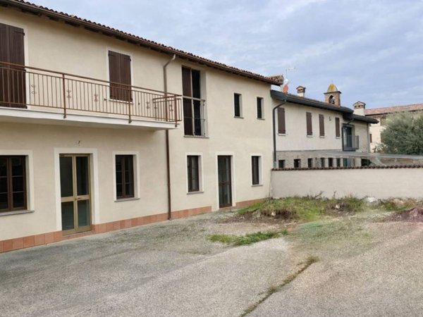 casa indipendente in vendita a Castiglione delle Stiviere in zona Astore