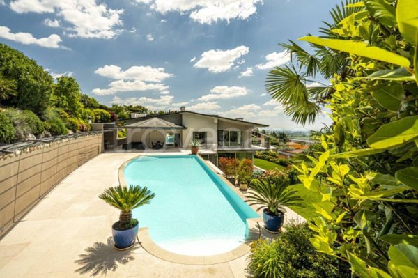 casa indipendente in vendita a Castiglione delle Stiviere