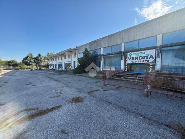 negozio in vendita a Castiglione delle Stiviere