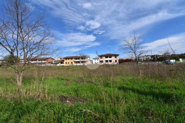 casa indipendente in vendita a Castiglione delle Stiviere