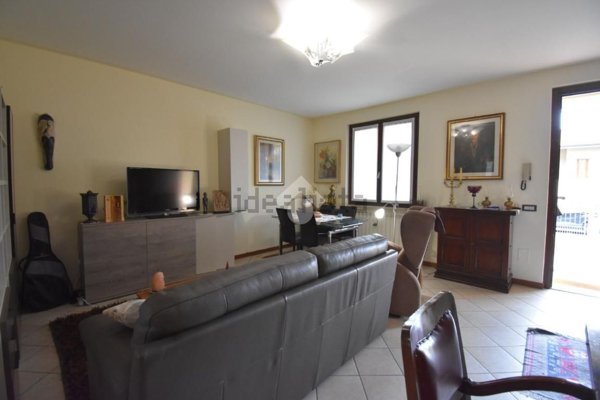 casa indipendente in vendita a Castiglione delle Stiviere