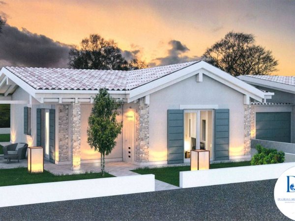 casa indipendente in vendita a Castiglione delle Stiviere