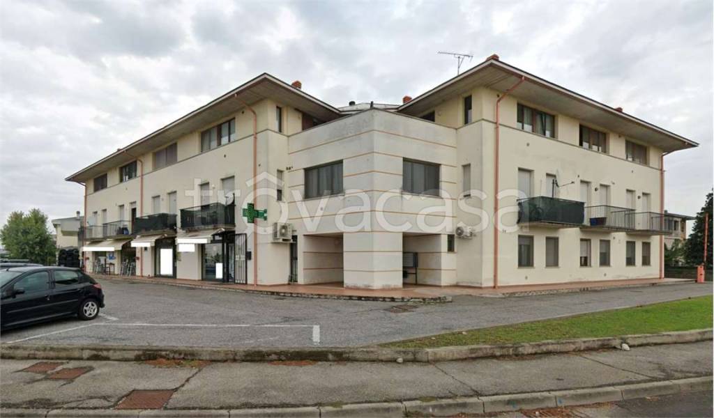 appartamento in vendita a Castiglione delle Stiviere in zona Gozzolina