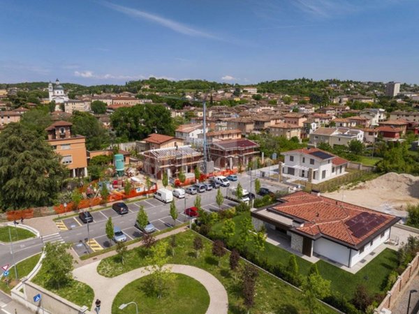 villa in vendita a Castiglione delle Stiviere