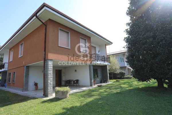 casa indipendente in vendita a Castiglione delle Stiviere