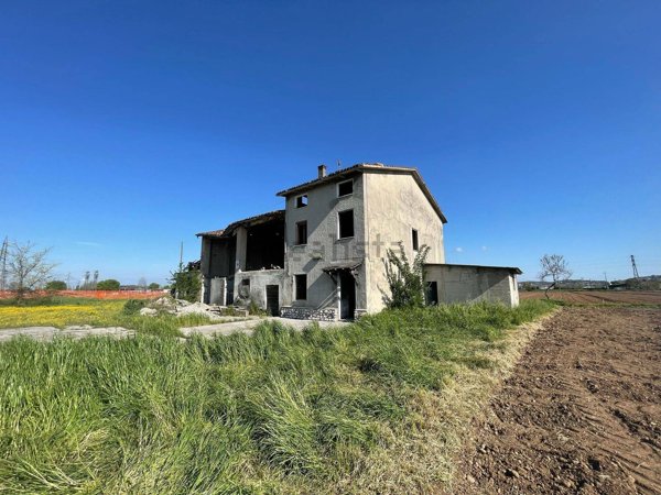 appartamento in vendita a Castiglione delle Stiviere in zona Gozzolina