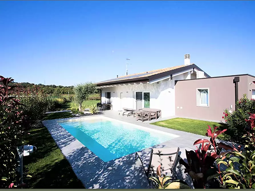 casa indipendente in vendita a Castiglione delle Stiviere