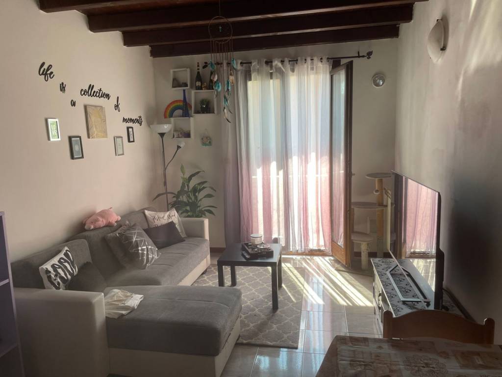 casa indipendente in vendita a Castiglione delle Stiviere