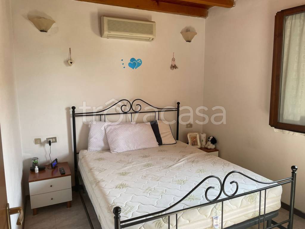 casa indipendente in vendita a Castiglione delle Stiviere