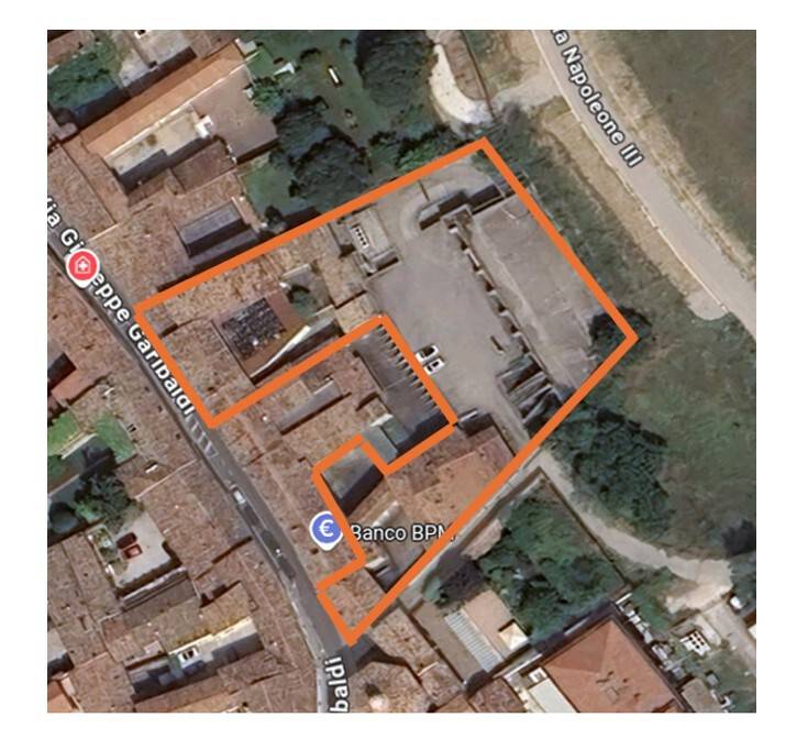 intera palazzina in vendita a Castiglione delle Stiviere